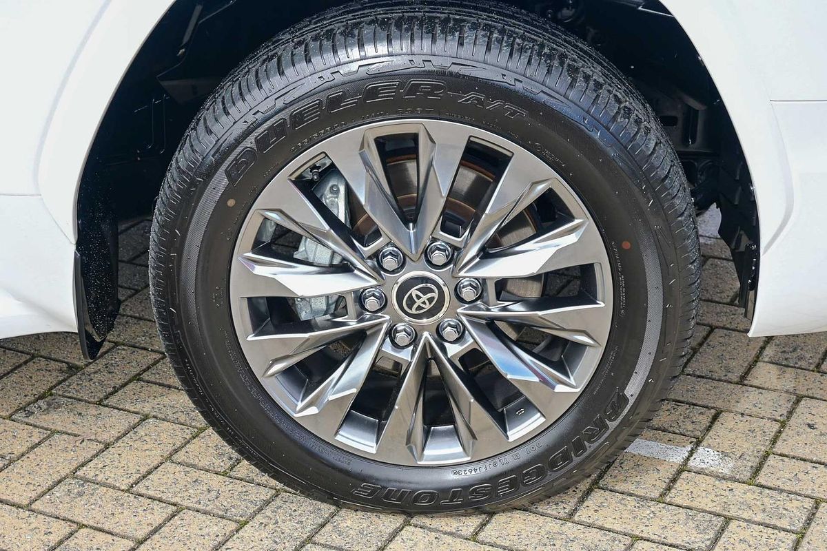 2024 Toyota Landcruiser Sahara ZX FJA300R