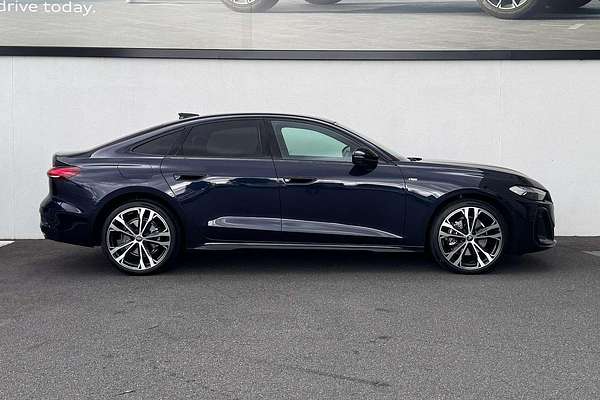 2025 Audi A5 TFSI 150kW S line B10