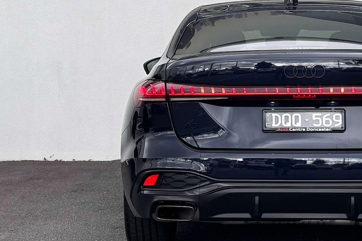2025 Audi A5 TFSI 150kW S line B10