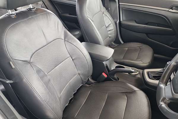 2018 Hyundai Elantra Active AD