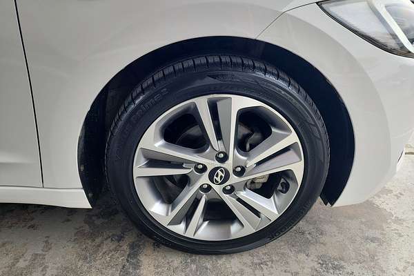 2018 Hyundai Elantra Active AD