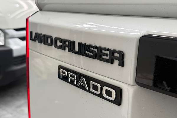 2025 Toyota Landcruiser Prado Kakadu GDJ251R