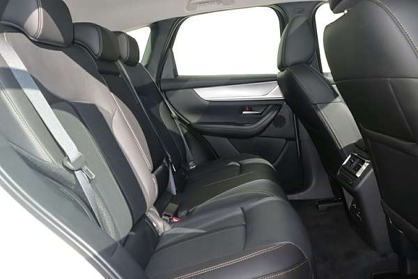 2025 Mazda CX-60 D50e GT KH Series