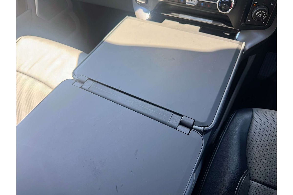 2023 Ford F-150 Lariat  4X4 LWB