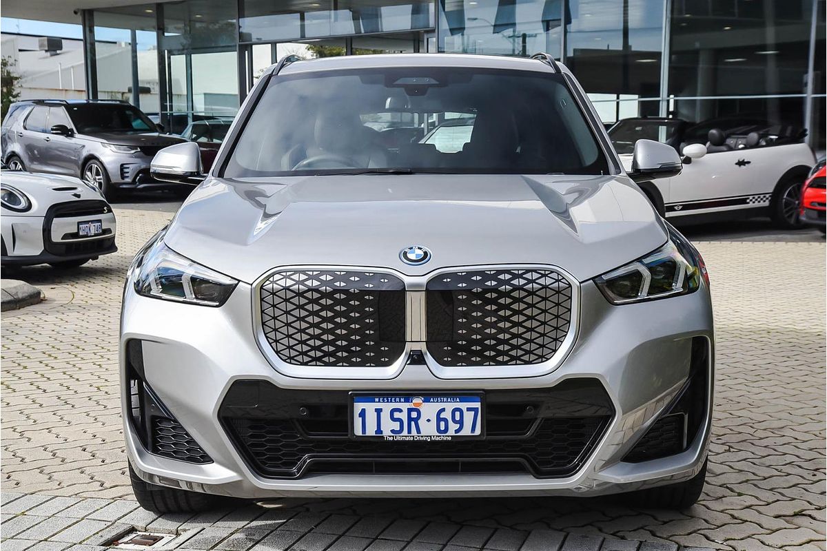 2024 BMW iX1 xDrive30 M Sport U11