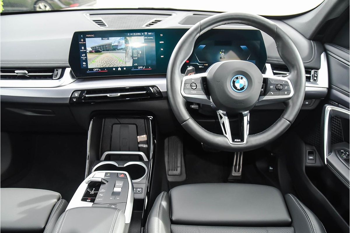 2024 BMW iX1 xDrive30 M Sport U11