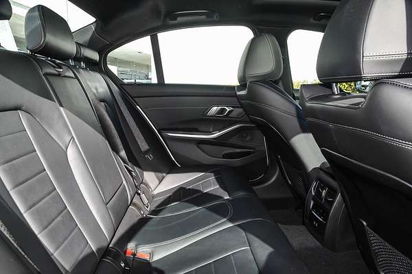 2021 BMW 3 Series 330i M Sport G20