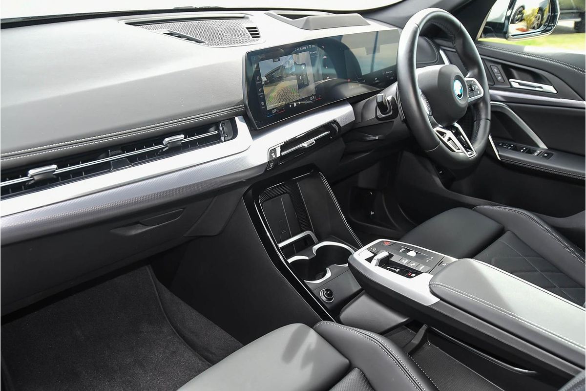2024 BMW iX1 xDrive30 M Sport U11