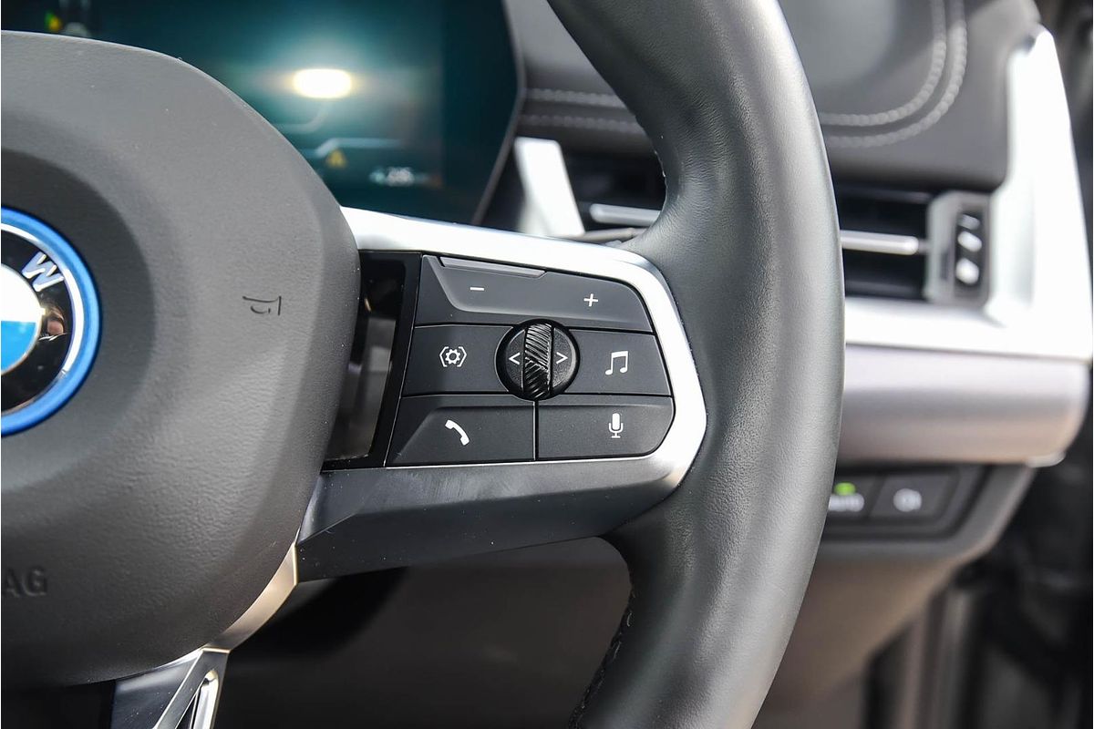 2024 BMW iX1 xDrive30 M Sport U11
