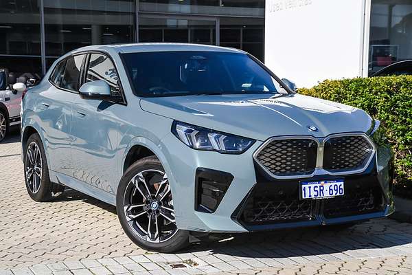 2024 BMW iX2 eDrive20 M Sport U10