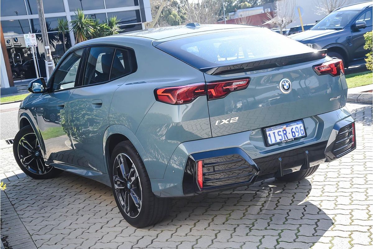 2024 BMW iX2 eDrive20 M Sport U10