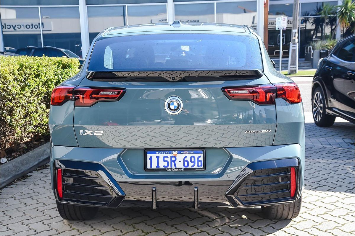 2024 BMW iX2 eDrive20 M Sport U10