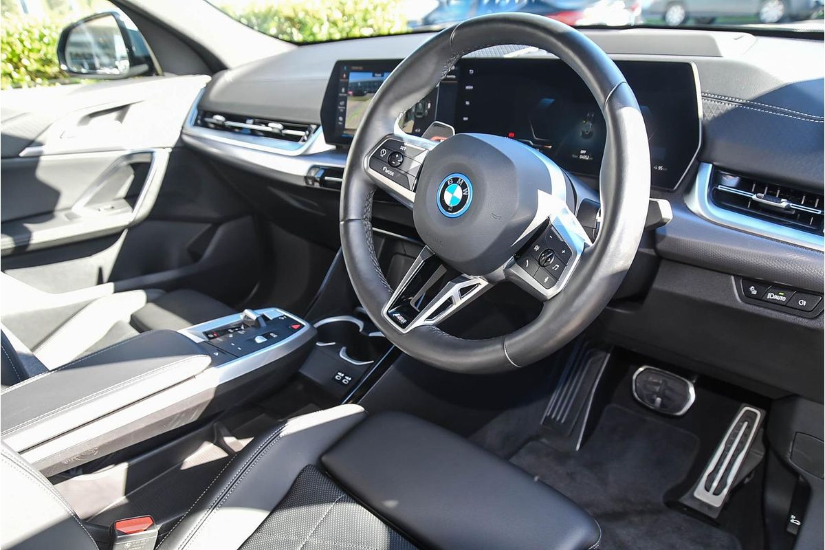 2024 BMW iX2 eDrive20 M Sport U10