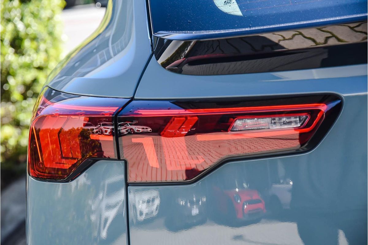 2024 BMW iX2 eDrive20 M Sport U10
