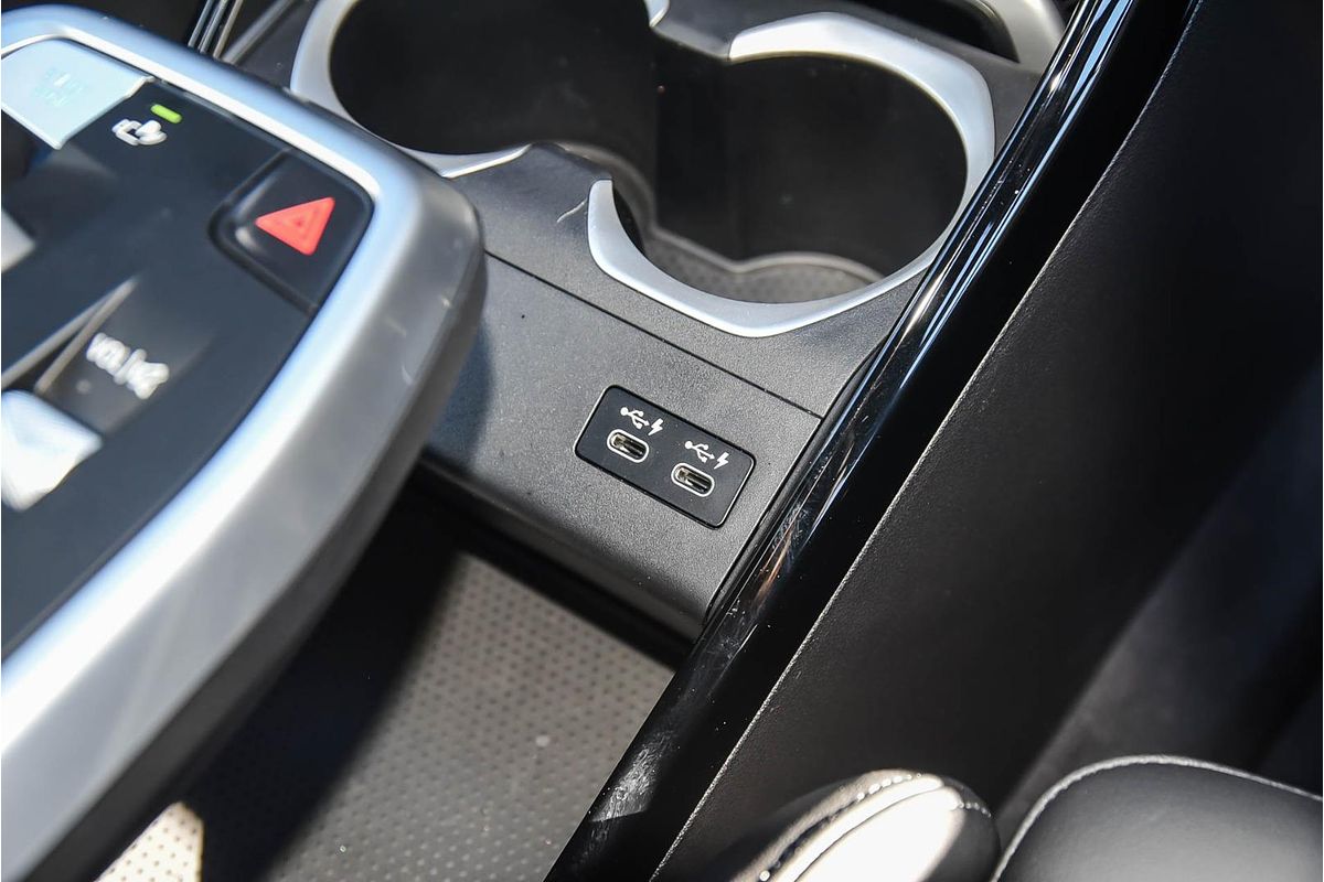 2024 BMW iX2 eDrive20 M Sport U10