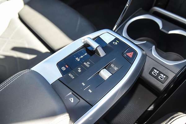 2024 BMW iX2 eDrive20 M Sport U10