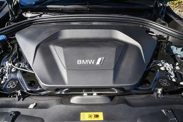 2024 BMW iX2 eDrive20 M Sport U10