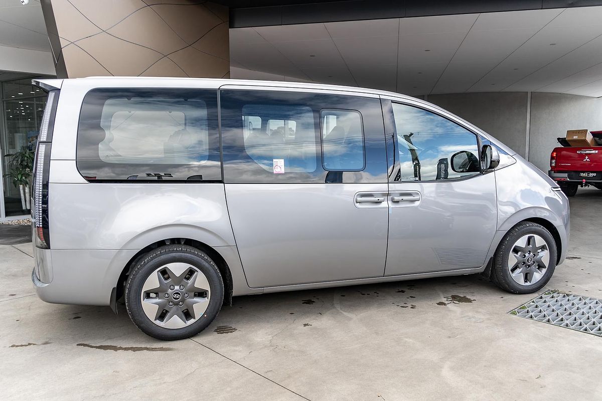 2025 Hyundai STARIA US4.V3