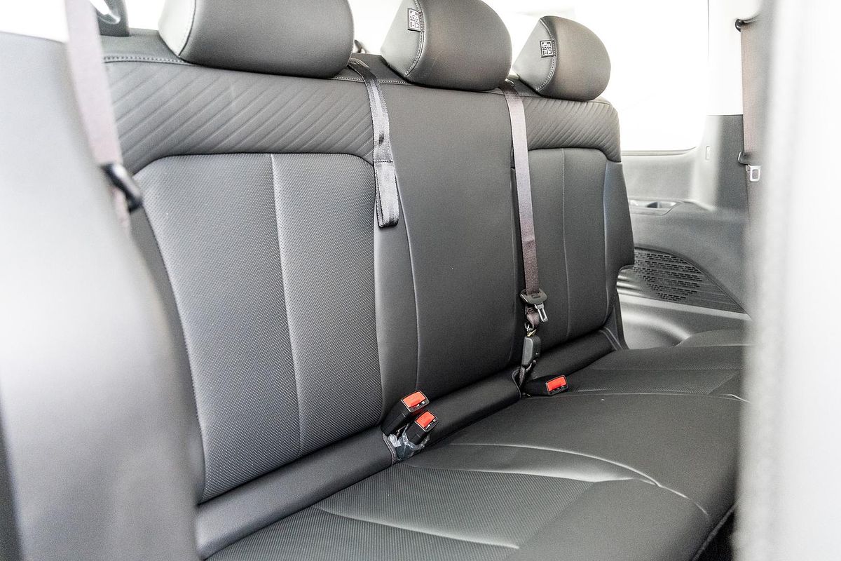 2025 Hyundai STARIA US4.V3