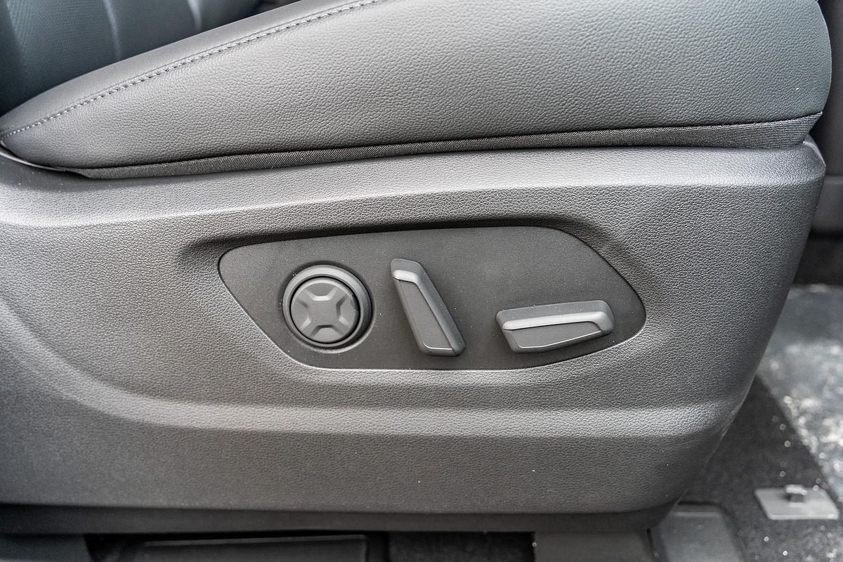 2025 Hyundai STARIA US4.V3