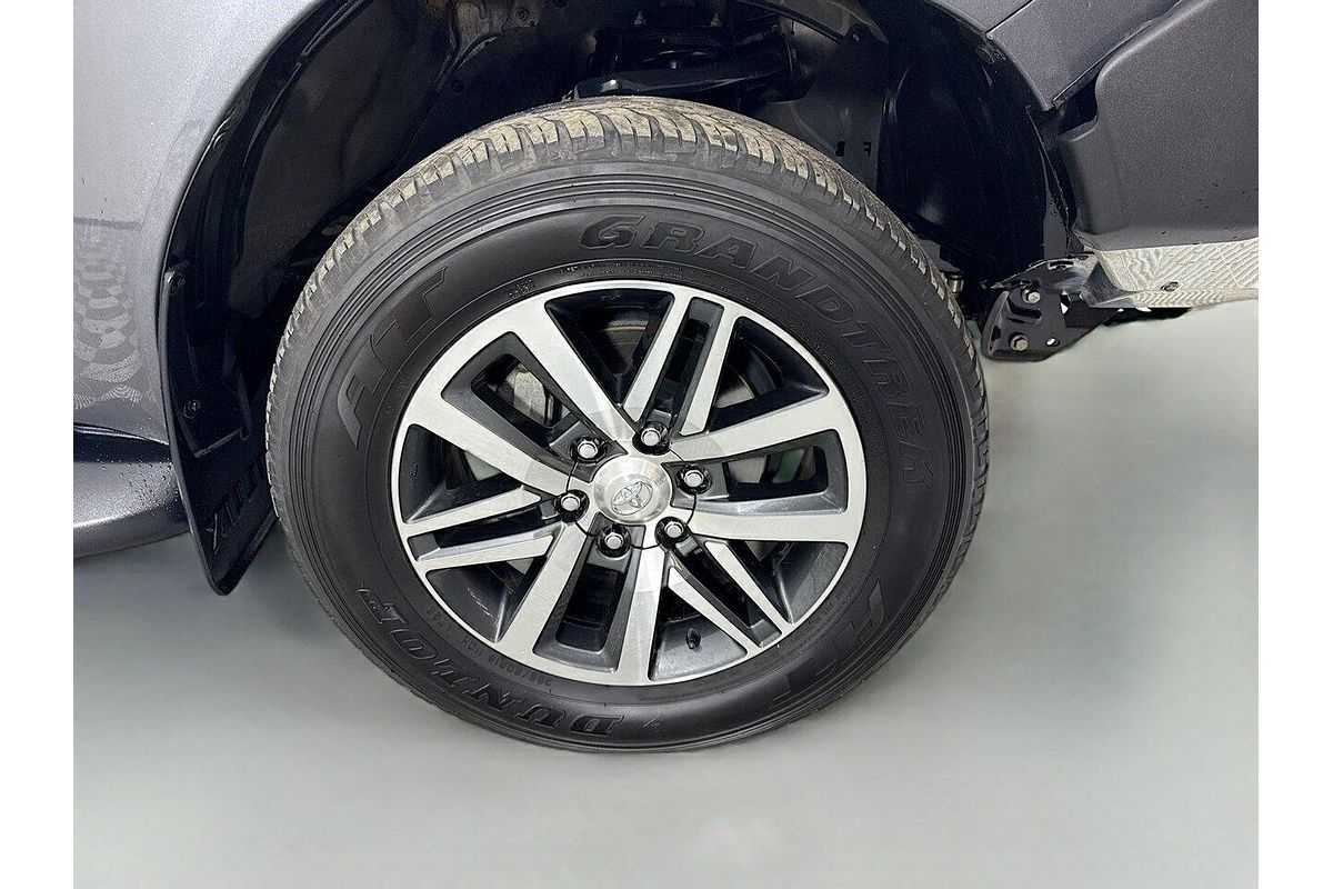 2019 Toyota Hilux SR5 GUN126R 4X4