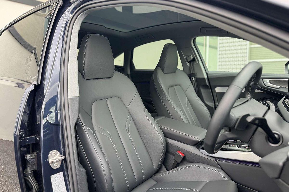 2025 Audi A5 TFSI 150kW S line B10