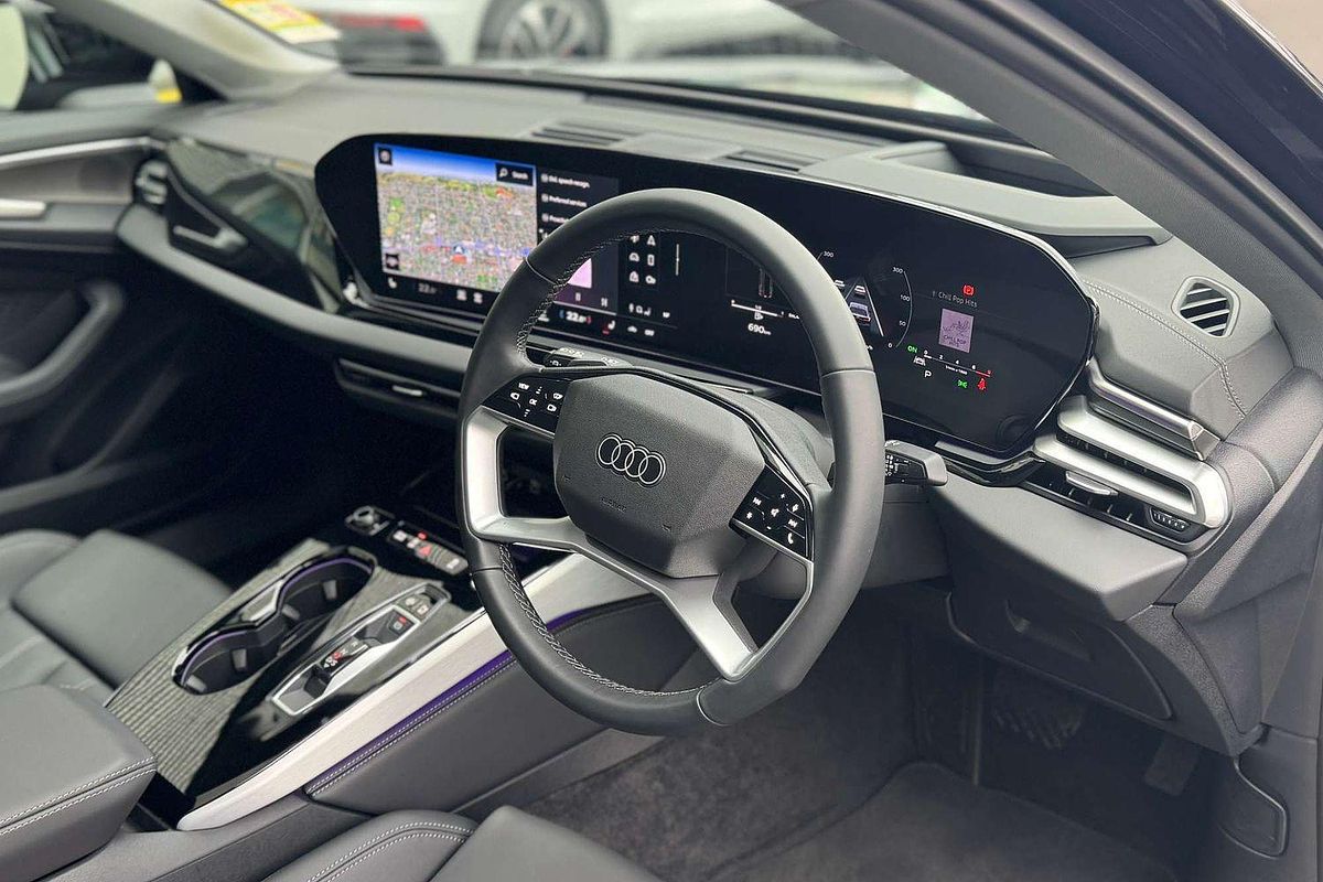 2025 Audi A5 TFSI 150kW S line B10