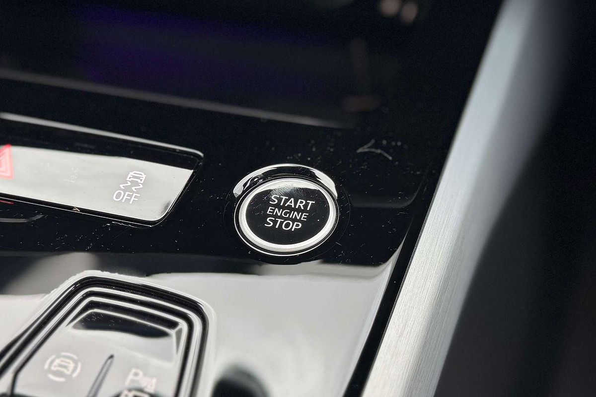 2025 Audi A5 TFSI 150kW S line B10