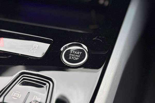 2025 Audi A5 TFSI 150kW S line B10