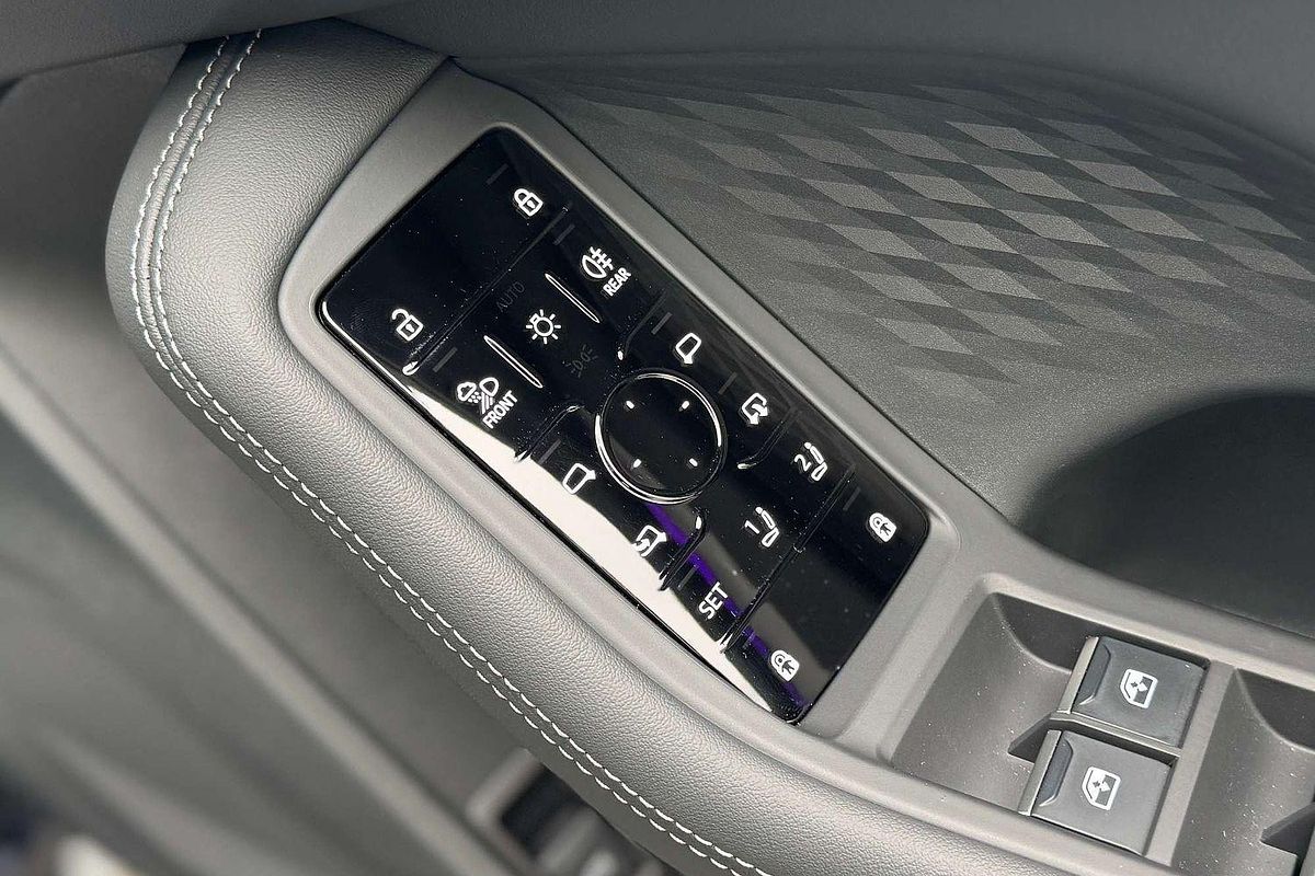 2025 Audi A5 TFSI 150kW S line B10