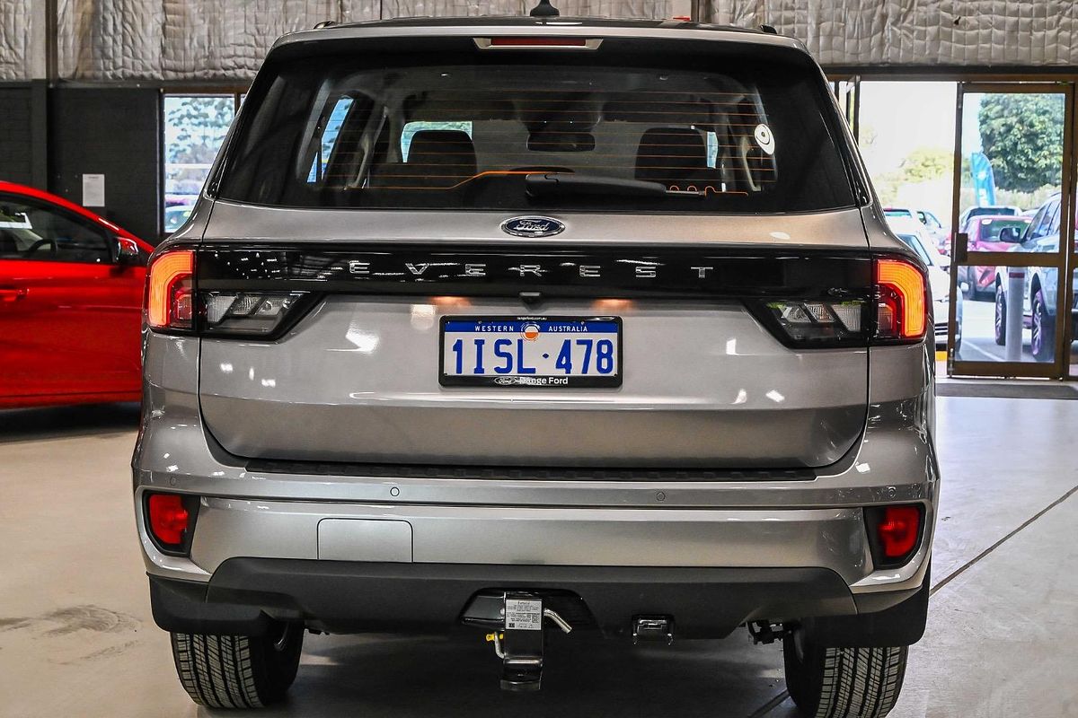 2024 Ford Everest Ambiente  2.0L