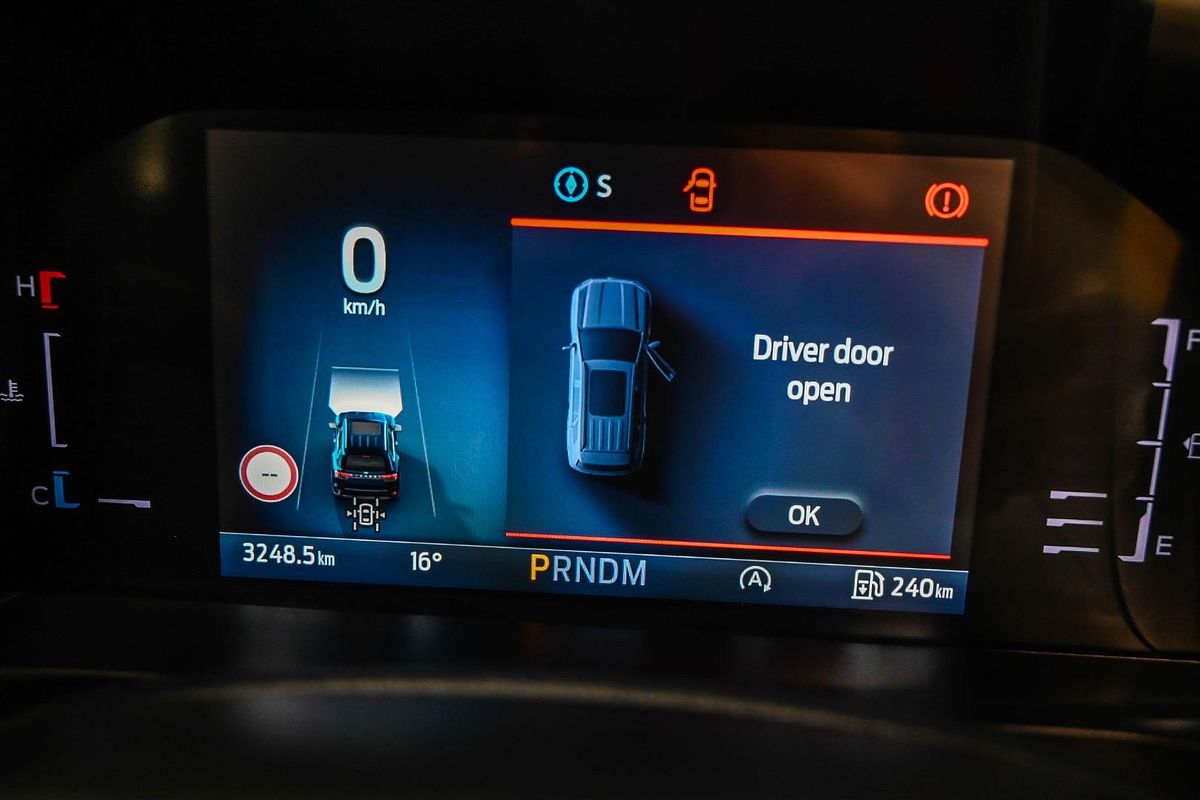 2024 Ford Everest Ambiente  2.0L