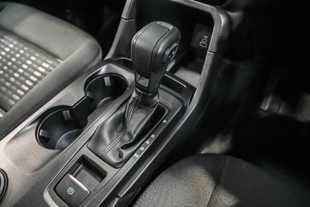 2024 Ford Everest Ambiente  2.0L