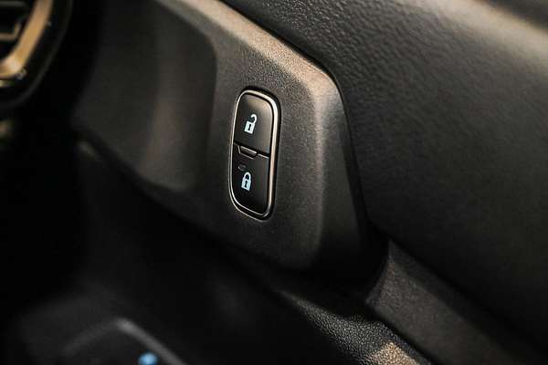 2024 Ford Everest Ambiente  2.0L