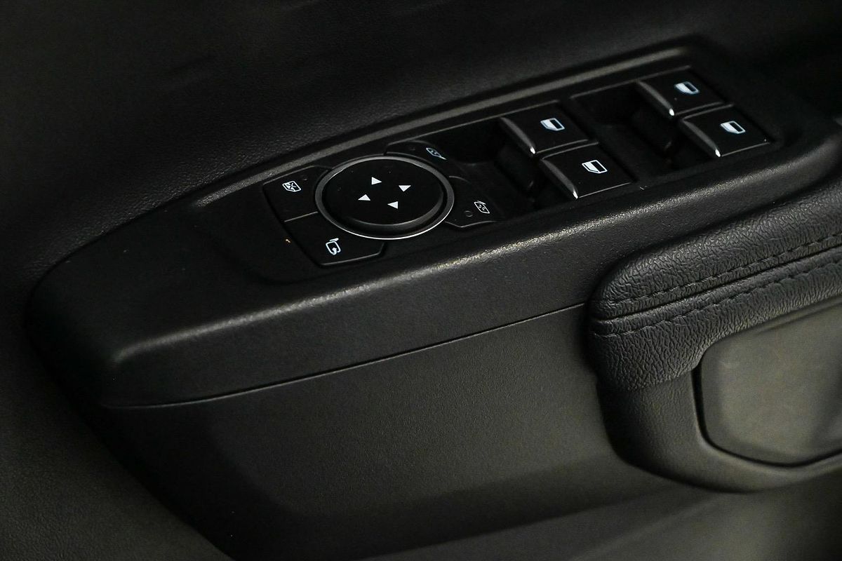 2024 Ford Everest Ambiente  2.0L