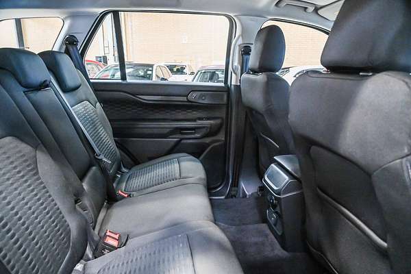 2024 Ford Everest Ambiente  2.0L