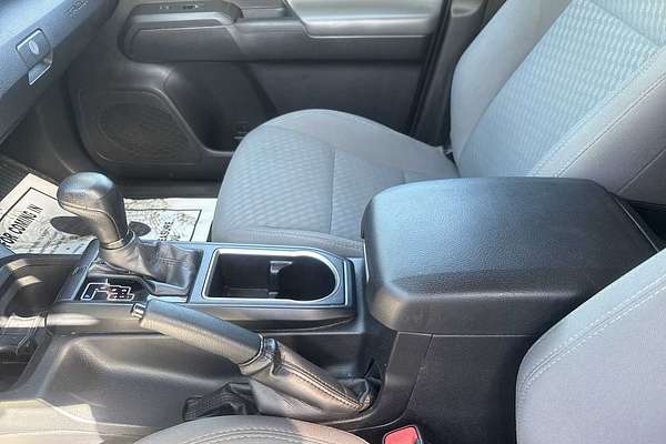2020 Toyota Tacoma SR5