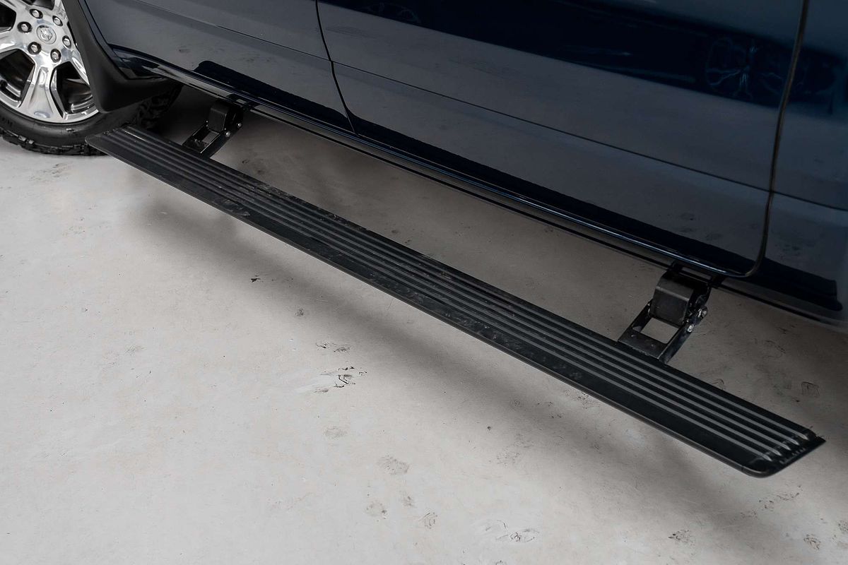 2024 RAM 1500 Laramie Sport RamBox DT 4X4 SWB