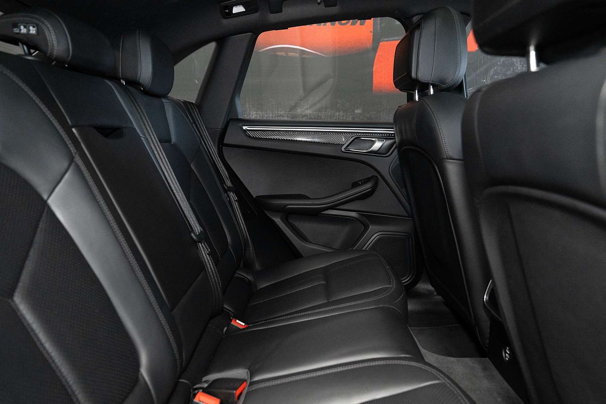 2020 Porsche Macan  95B