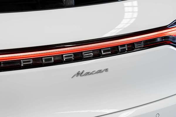 2020 Porsche Macan  95B
