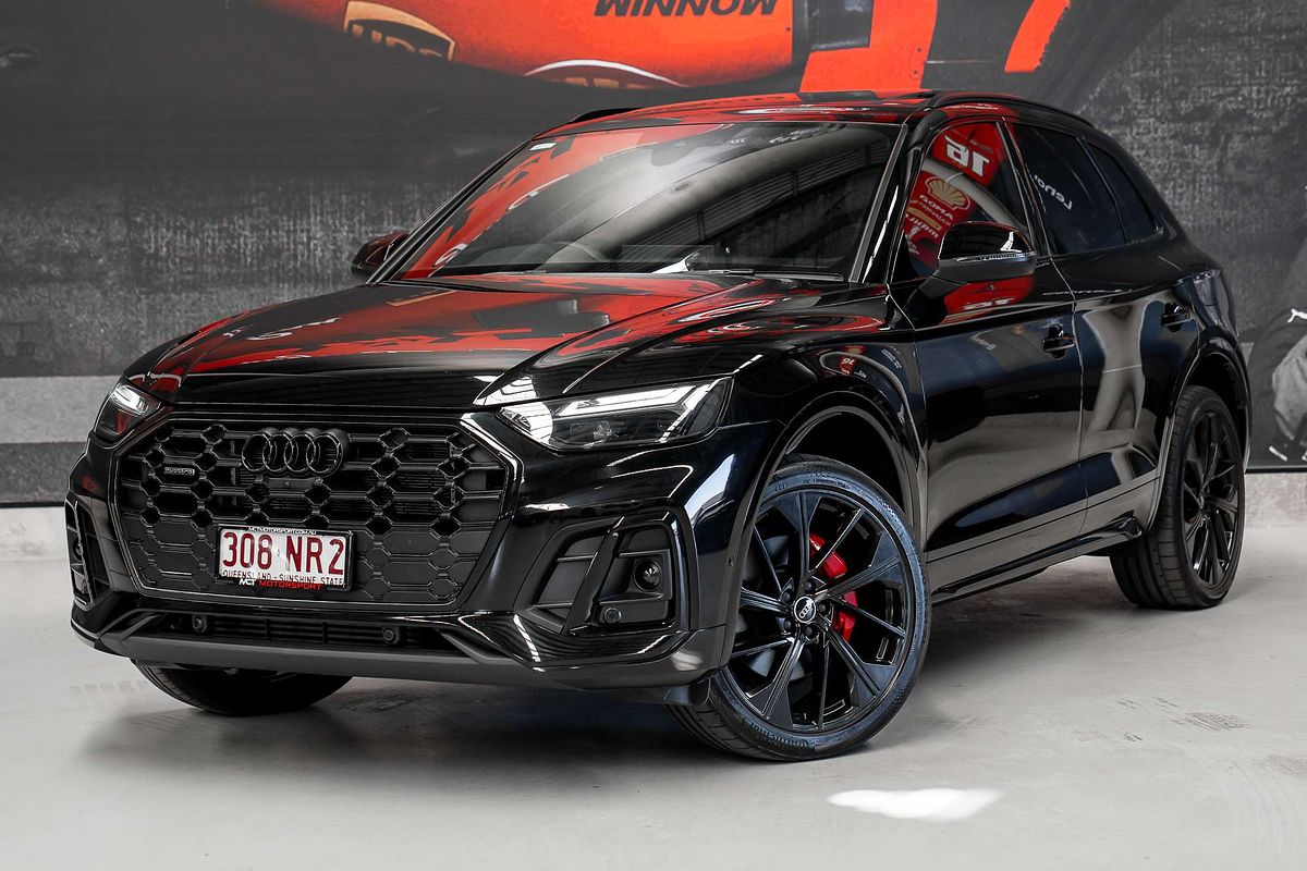 2023 Audi Q5 55 TFSI e S line FY