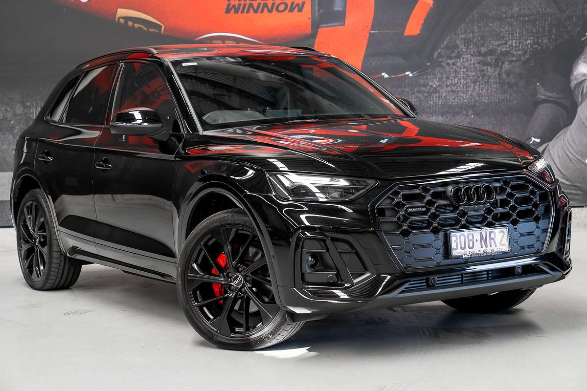 2023 Audi Q5 55 TFSI e S line FY