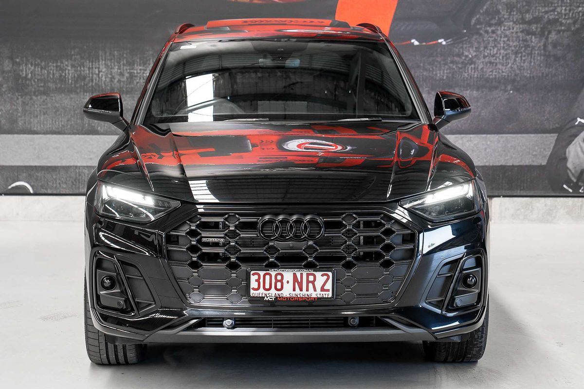 2023 Audi Q5 55 TFSI e S line FY