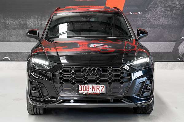 2023 Audi Q5 55 TFSI e S line FY