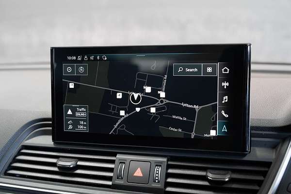 2023 Audi Q5 55 TFSI e S line FY