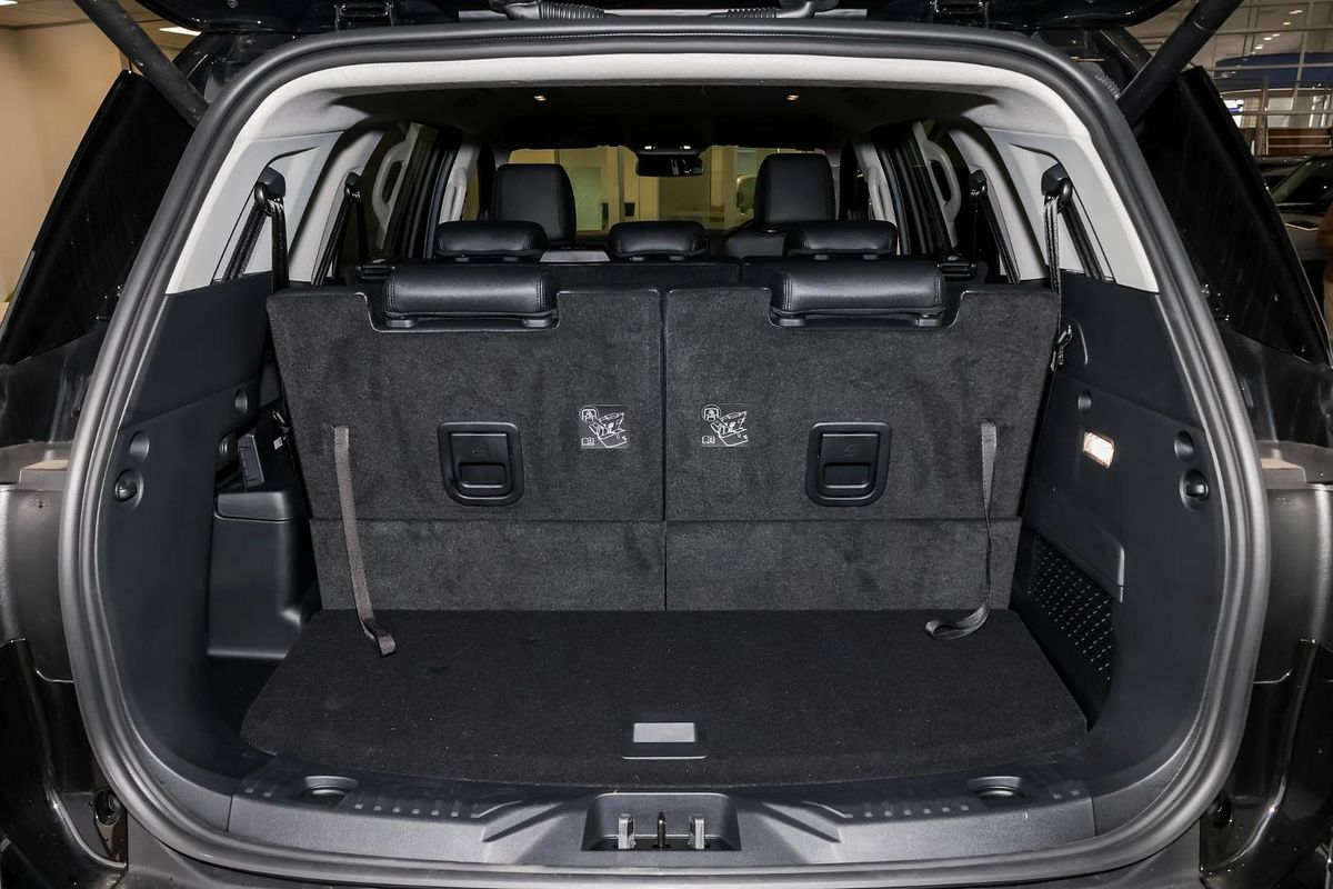 2025 Ford Everest Trend 2.0L
