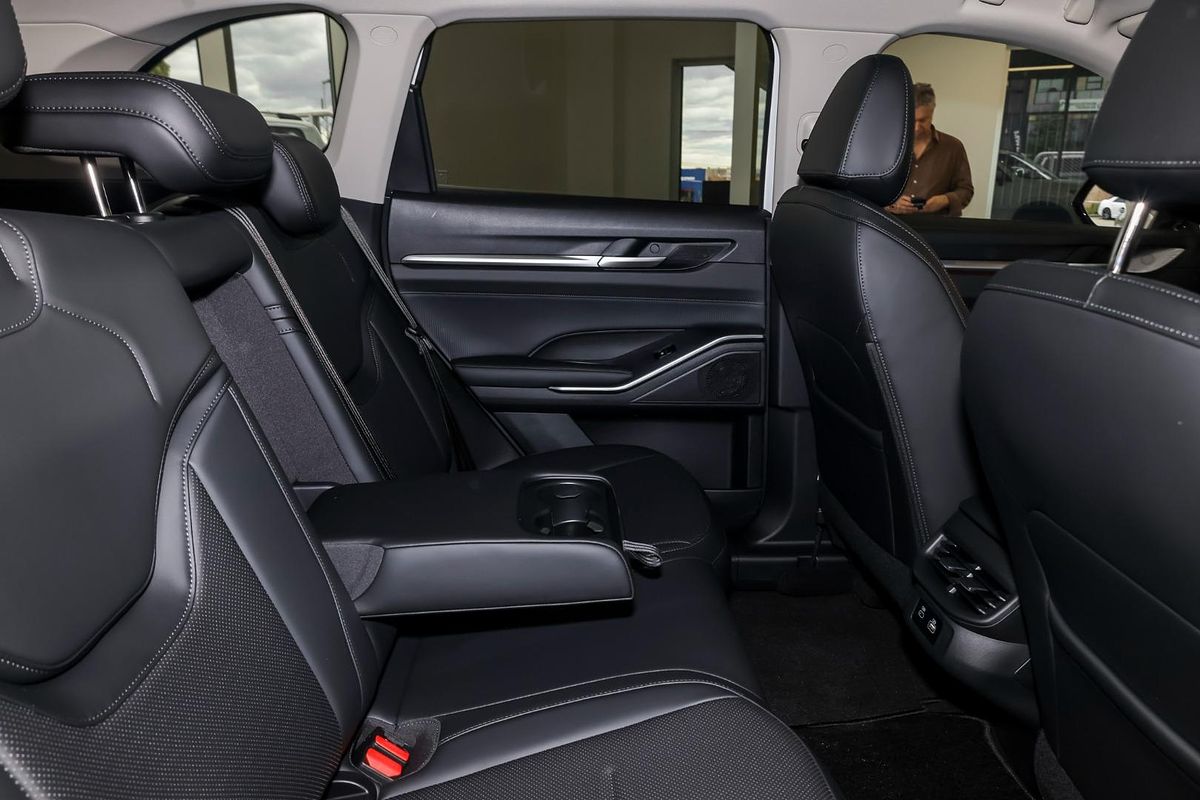 2025 GWM Haval H6 Ultra B01