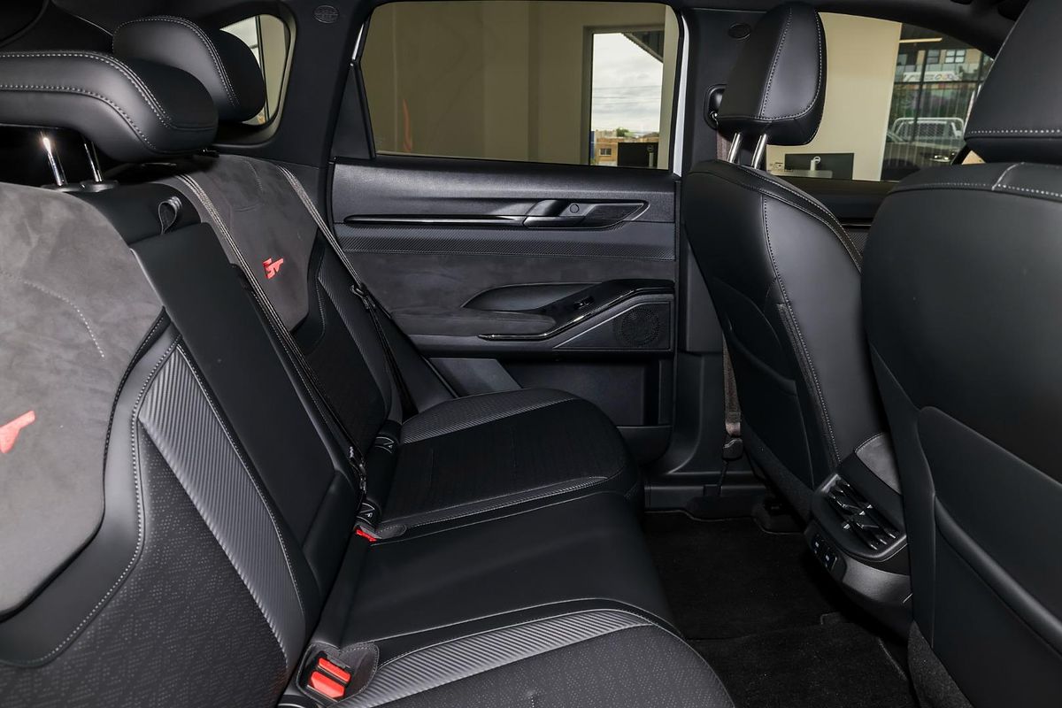 2025 GWM Haval H6GT Ultra PHEV B03