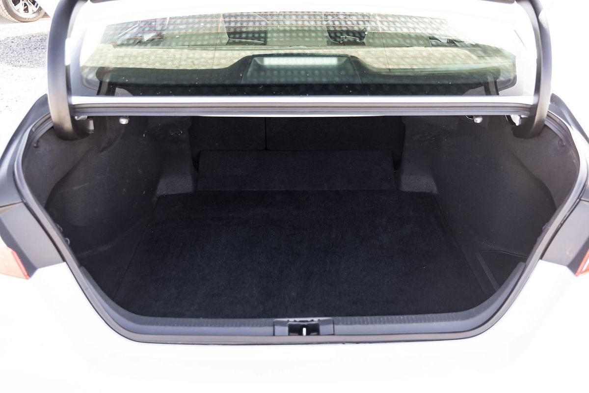 2024 Toyota Camry Ascent AXVH70R
