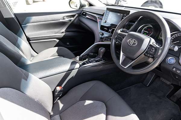 2024 Toyota Camry Ascent AXVH70R